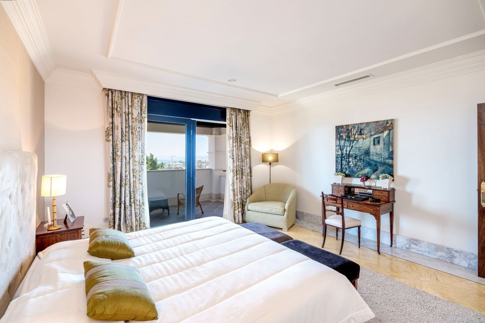 6 bedroom Villa for sale in Marbella with pool garage - € 4,200,000 (Ref: 7713155)