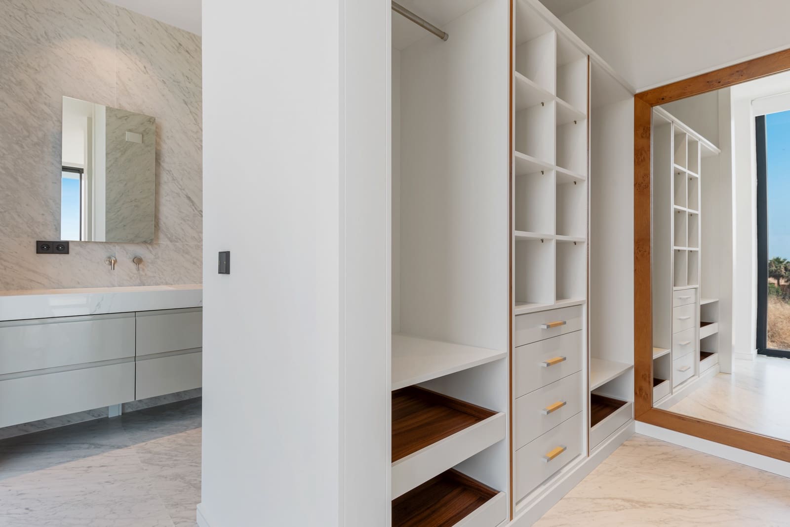 5 sypialnia Willa na sprzedaż w Los Flamingos z basenem garażem - 4 300 000 € (Ref: 7718130)