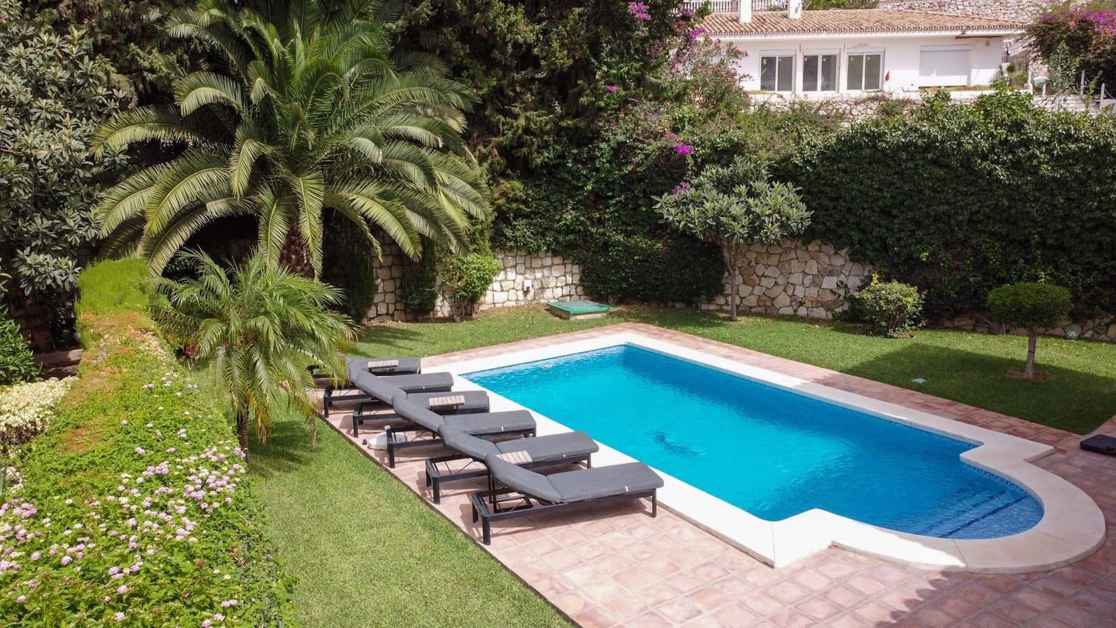 4 slaapkamer Villa te koop in La Capellania met zwembad garage - € 975.000 (Ref: 7748177)