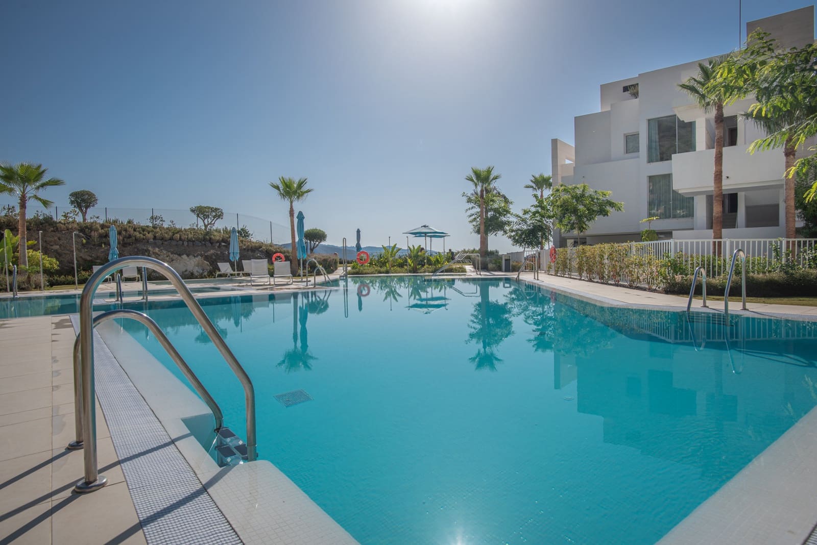 2 bedroom Apartment for sale in Ojen with pool garage - € 799,000 (Ref: 7796798)