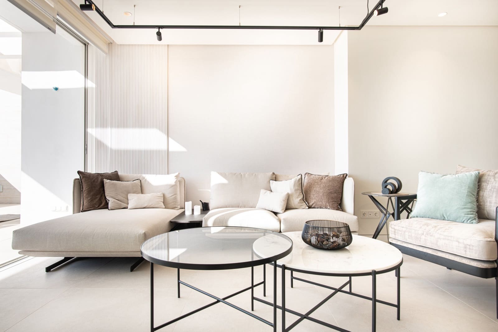 2 bedroom Apartment for sale in Ojen with pool garage - € 799,000 (Ref: 7796798)