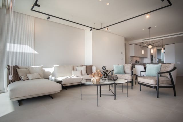 Apartamento de 2 habitaciones en Ojen en venta con piscina garaje - 799.000 € (Ref: 7796798)