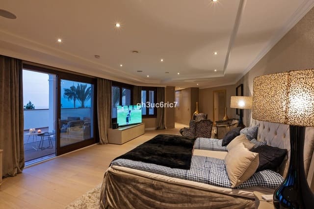 7 Zimmer Villa zu verkaufen in Marbella mit Pool Garage - 5.900.000 € (Ref: 7803620)