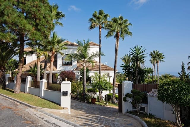 7 Zimmer Villa zu verkaufen in Marbella mit Pool Garage - 5.900.000 € (Ref: 7803620)