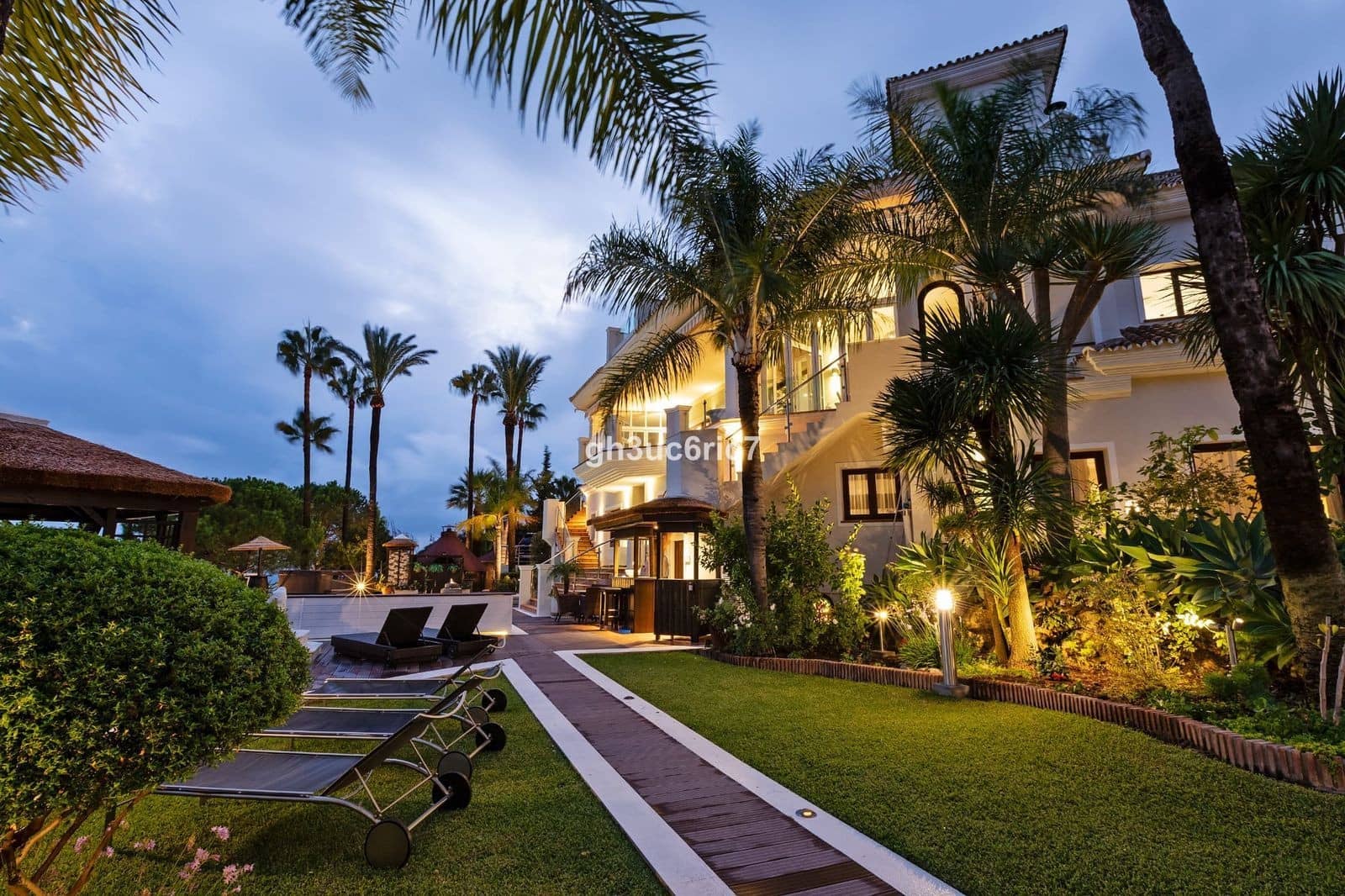 7 bedroom Villa for sale in Marbella with pool garage - € 5,900,000 (Ref: 7803620)