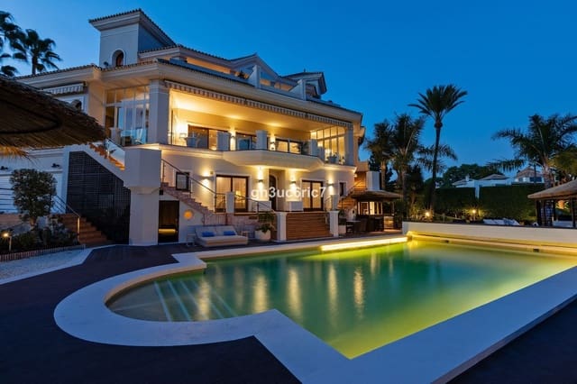 7 sovrum Villa till salu i Marbella med pool garage - 5 900 000 € (Ref: 7803620)