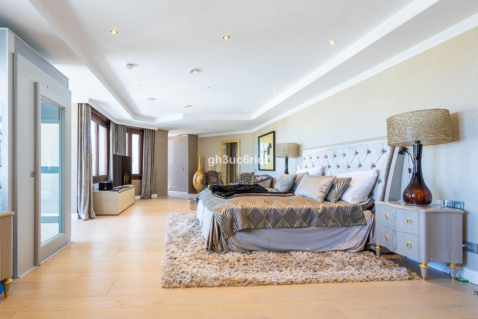 7 quarto Moradia para venda em Marbella com piscina garagem - 5 900 000 € (Ref: 7803620)