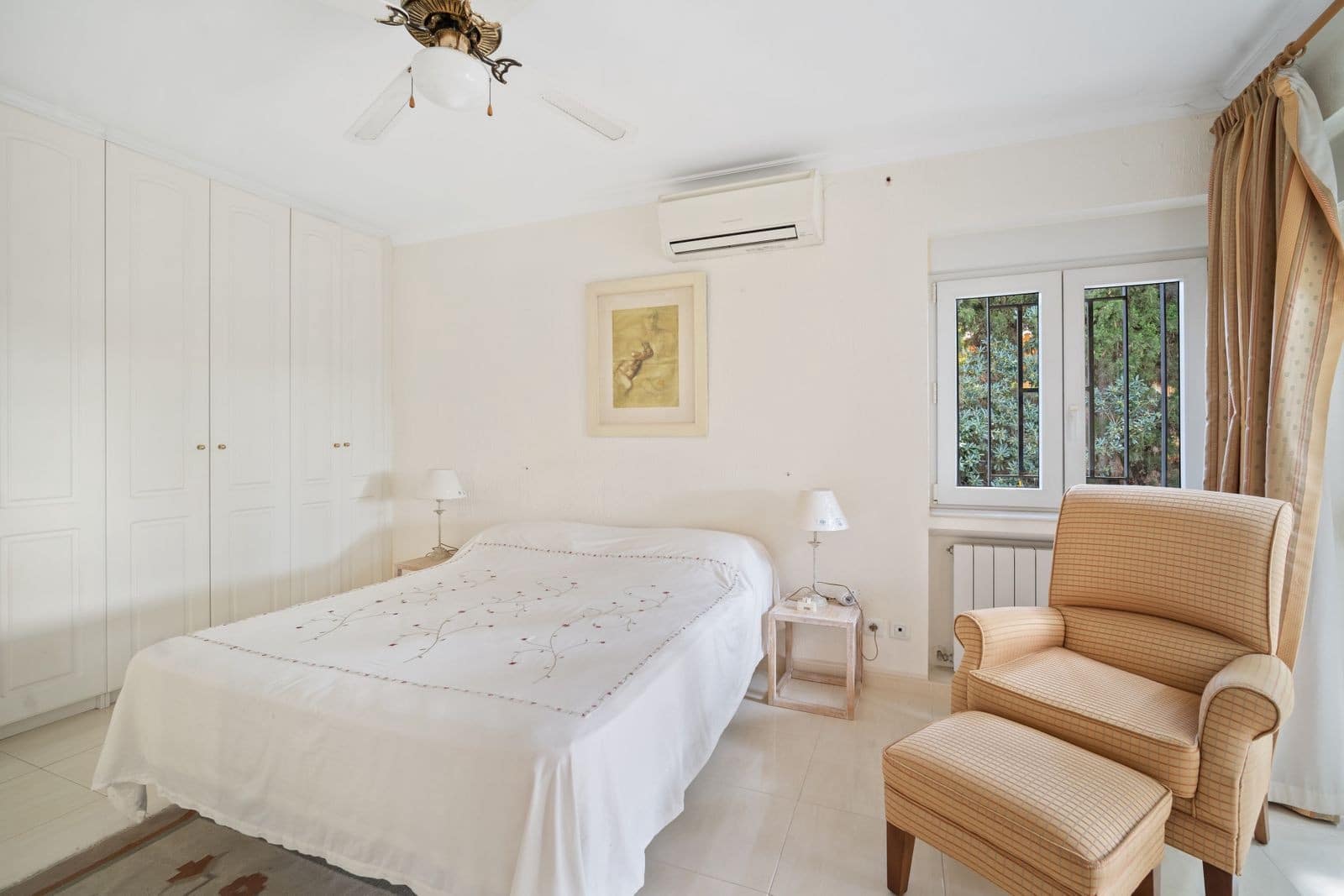 4 bedroom Villa for sale in Guadalmina with pool garage - € 1,950,000 (Ref: 7814629)