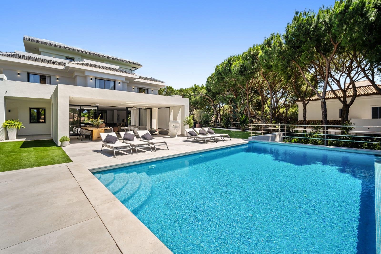 6 sovrum Villa till salu i Marbella med pool garage - 5 998 000 € (Ref: 7829973)