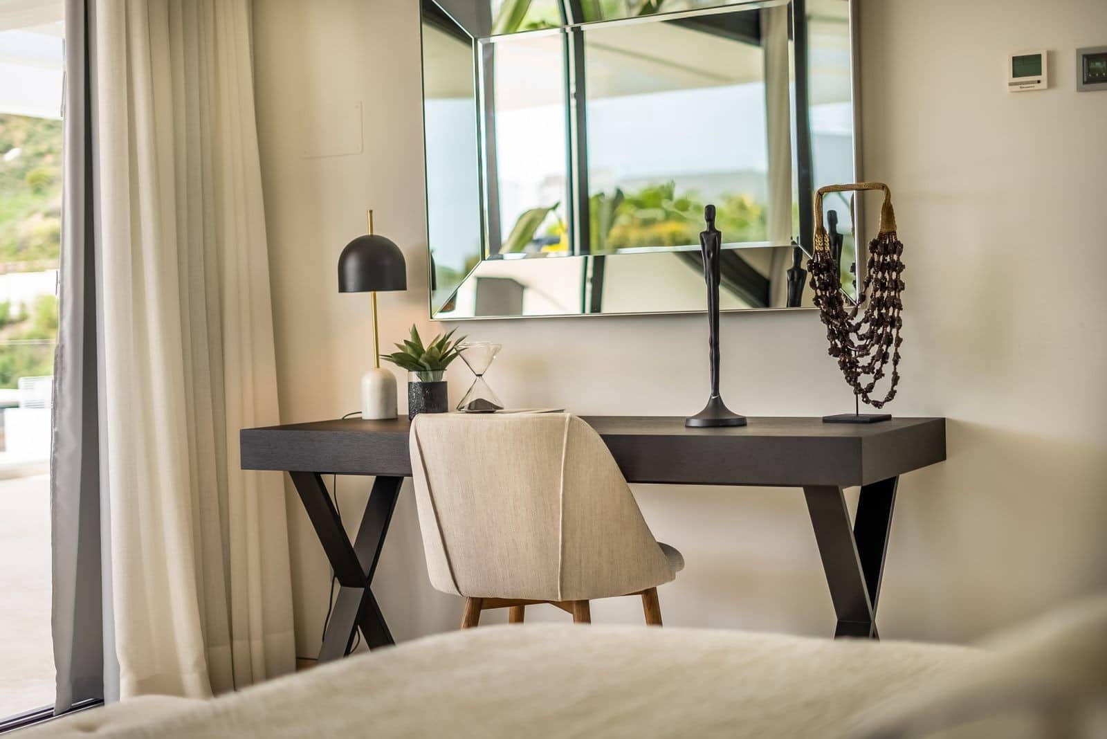 5 bedroom Villa for sale in Nueva Andalucia with pool garage - € 3,690,000 (Ref: 7838670)