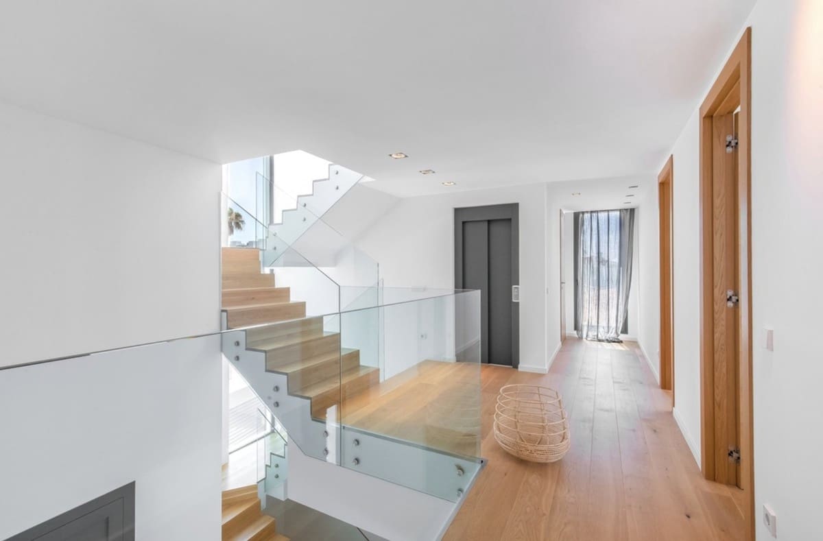 6 bedroom Villa for sale in Marbella - € 6,500,000 (Ref: 7853814)