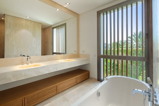 5 chambre Villa/Maison à vendre à Casares avec piscine garage - 6 700 000 € (Ref: 7880125)