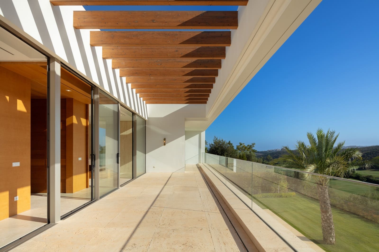 5 bedroom Villa for sale in Casares with pool garage - € 6,700,000 (Ref: 7880125)