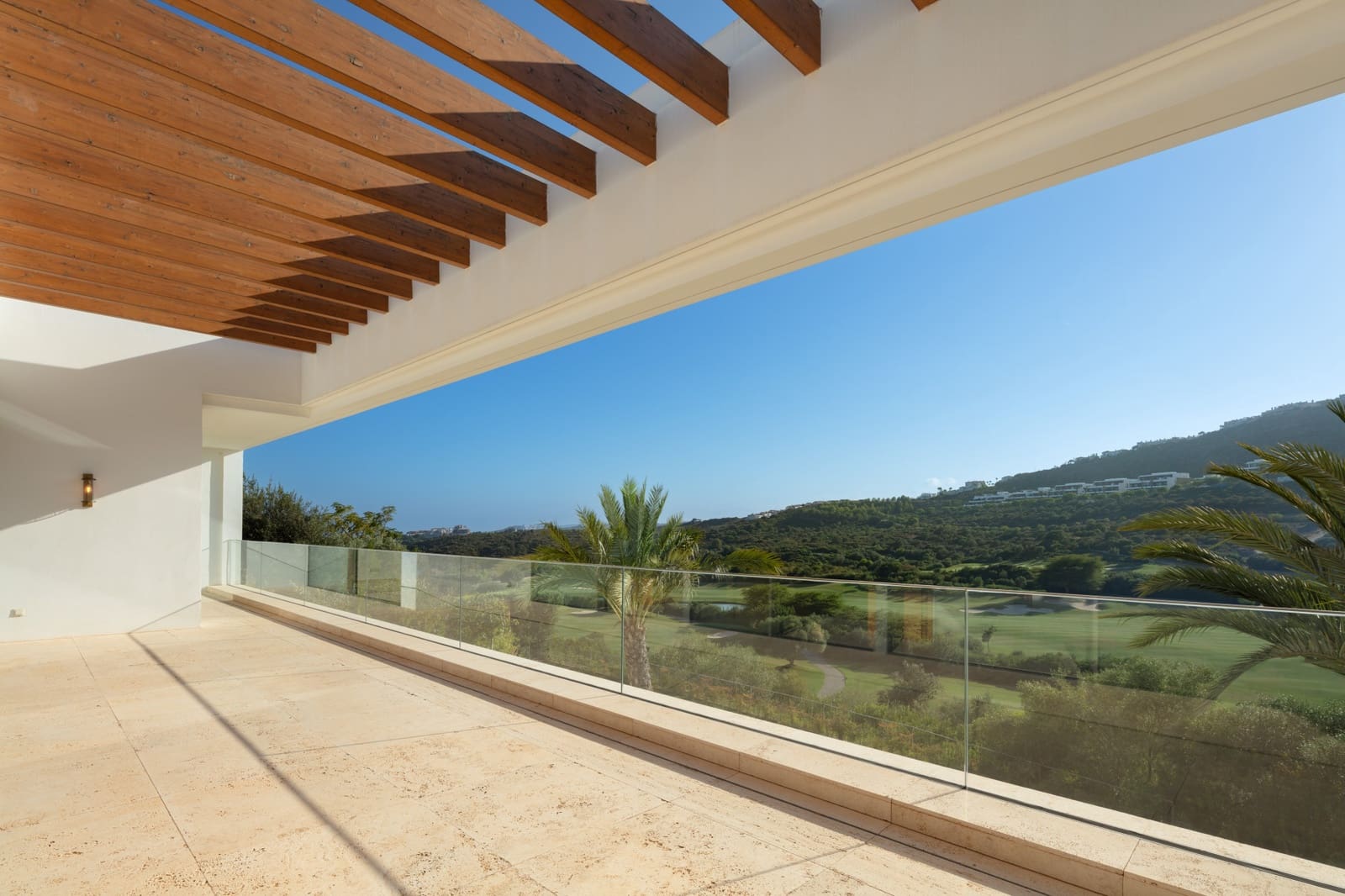 5 bedroom Villa for sale in Casares with pool garage - € 6,700,000 (Ref: 7880125)