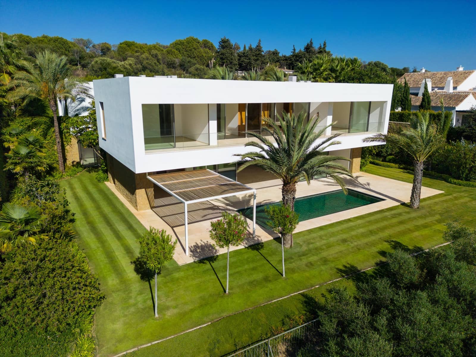 5 bedroom Villa for sale in Casares with pool garage - € 6,700,000 (Ref: 7880125)