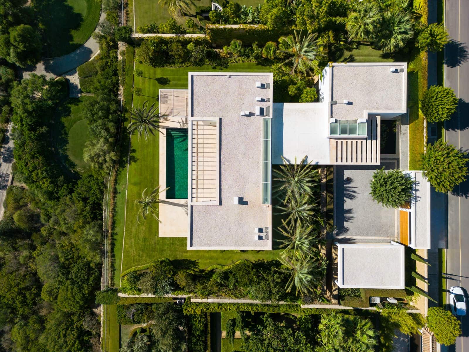5 bedroom Villa for sale in Casares with pool garage - € 6,700,000 (Ref: 7880125)