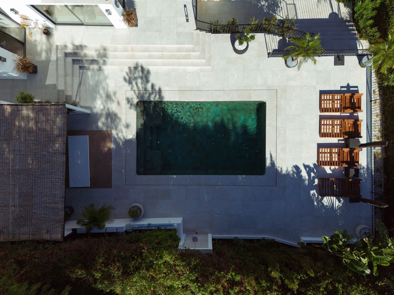 5 bedroom Villa for sale in Marbella with pool garage - € 2,950,000 (Ref: 7888565)