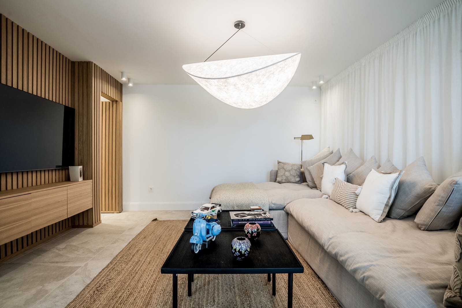 5 bedroom Villa for sale in Marbella with pool garage - € 2,950,000 (Ref: 7888565)