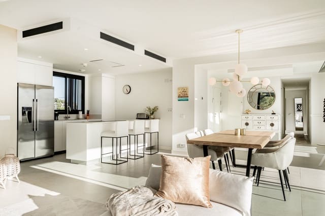 3 quarto Penthouse para venda em El Higuerón, Fuengirola com piscina garagem - 1 275 000 € (Ref: 7895560)