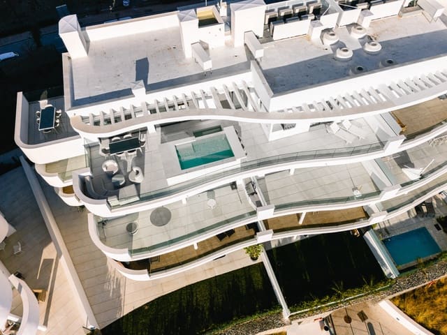 3 sovrum Takvåning till salu i El Higuerón, Fuengirola med pool garage - 1 275 000 € (Ref: 7895560)