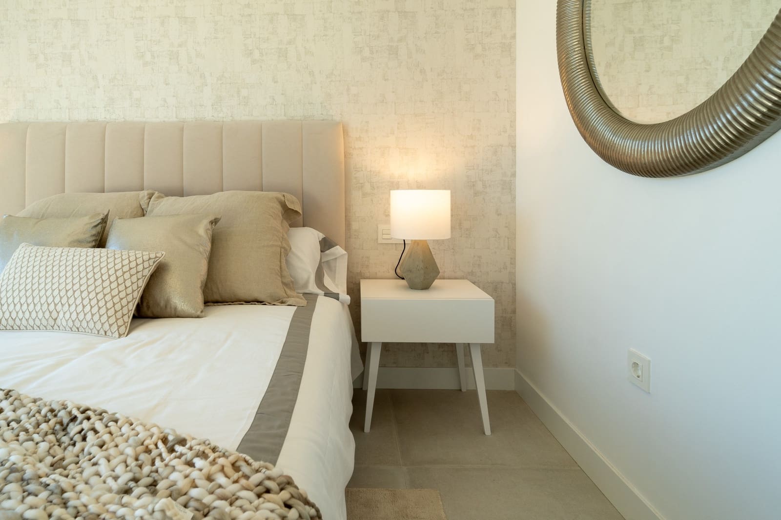 4 sypialnia Dom na sprzedaż w Mijas Costa z basenem garażem - 858 000 € (Ref: 7905440)