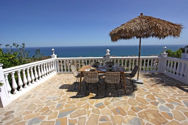 4 soverom Villa til salgs i Benalmádena med svømmebasseng garasje - € 1 600 000 (Ref: 7936537)
