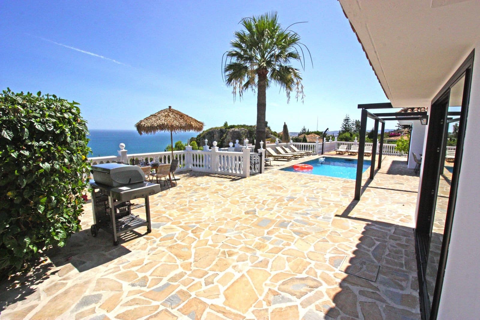 4 bedroom Villa for sale in Benalmadena with pool garage - € 1,600,000 (Ref: 7936537)