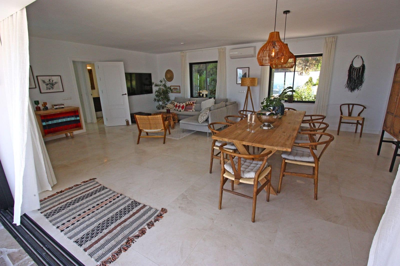 4 bedroom Villa for sale in Benalmadena with pool garage - € 1,600,000 (Ref: 7936537)