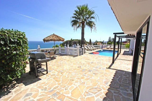 4 soverom Villa til salgs i Benalmádena med svømmebasseng garasje - € 1 600 000 (Ref: 7936537)