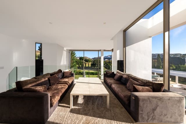 6 bedroom Villa for sale in Benahavís with pool garage - € 4,995,000 (Ref: 7938704)