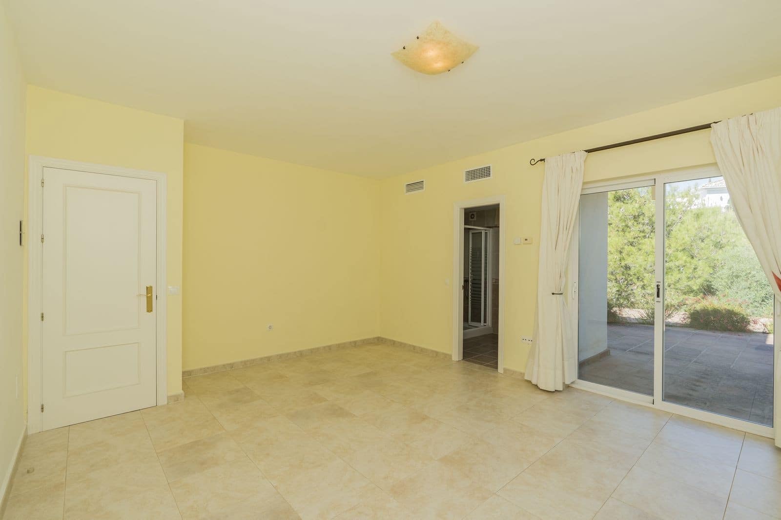 5 soverom Villa til salgs i Valtocado med svømmebasseng garasje - € 1 375 000 (Ref: 7965058)