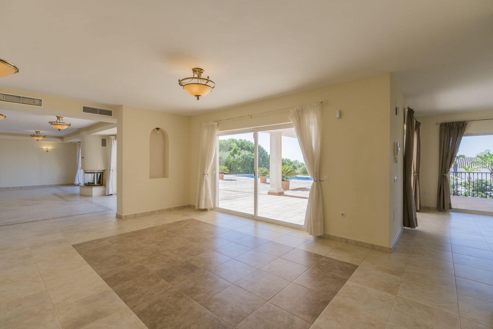 5 chambre Villa/Maison à vendre à Valtocado avec piscine garage - 1 375 000 € (Ref: 7965058)