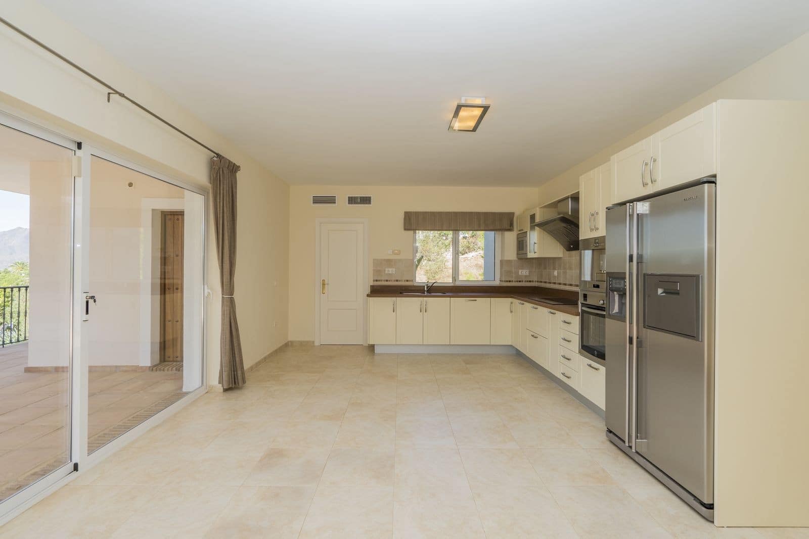 5 chambre Villa/Maison à vendre à Valtocado avec piscine garage - 1 375 000 € (Ref: 7965058)