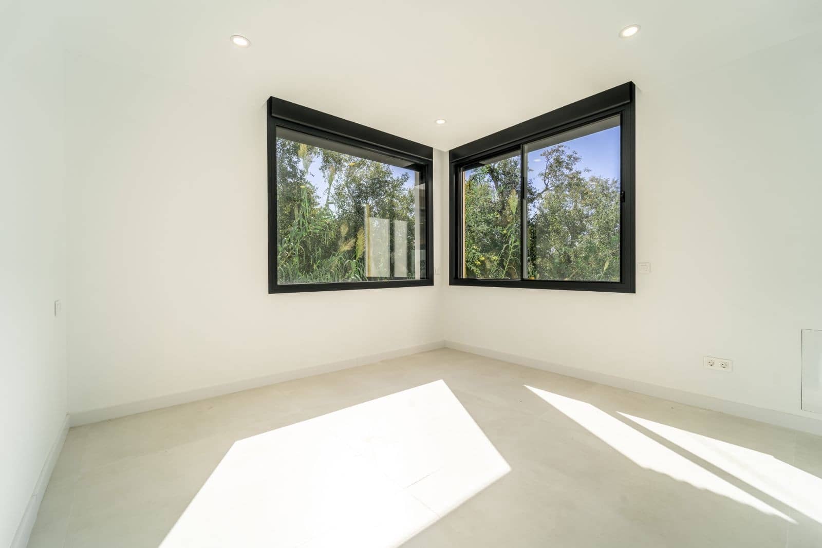 5 soverom Villa til salgs i La Capellania med svømmebasseng garasje - € 2 190 000 (Ref: 7968747)