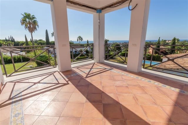 6 quarto Moradia para venda em Marbella com piscina garagem - 2 500 000 € (Ref: 8008808)