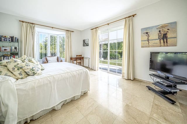 5 soverom Villa til salgs i Golden Mile, Marbella med svømmebasseng garasje - € 3 350 000 (Ref: 8017402)