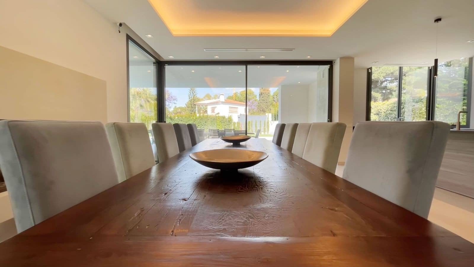 5 bedroom Villa for sale in Golden Mile with pool garage - € 4,650,000 (Ref: 8026696)