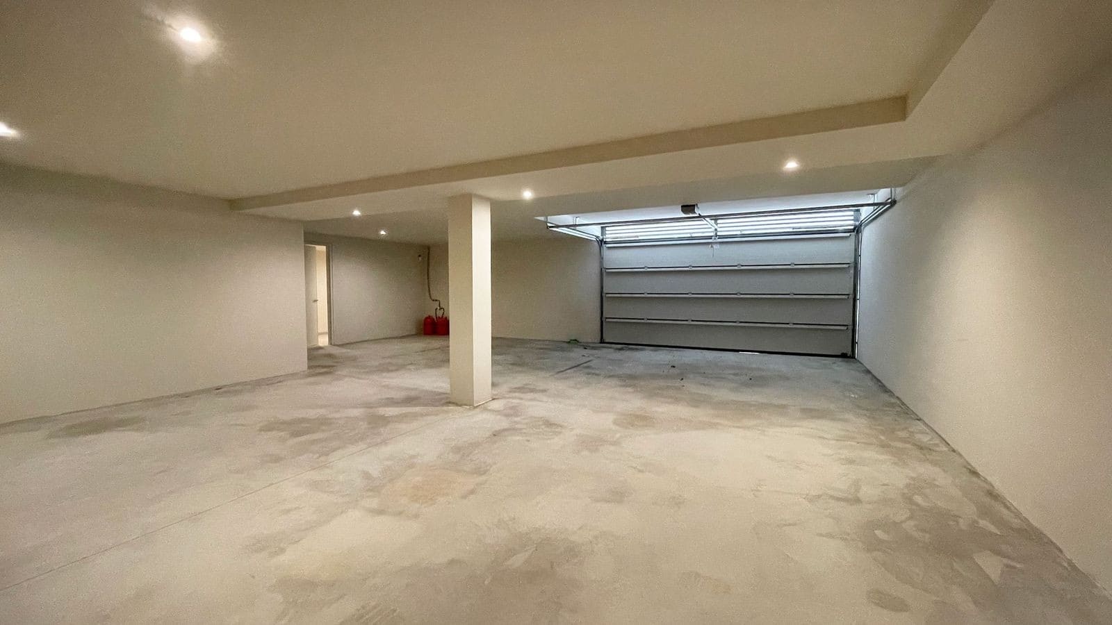 5 bedroom Villa for sale in Golden Mile with pool garage - € 4,650,000 (Ref: 8026696)
