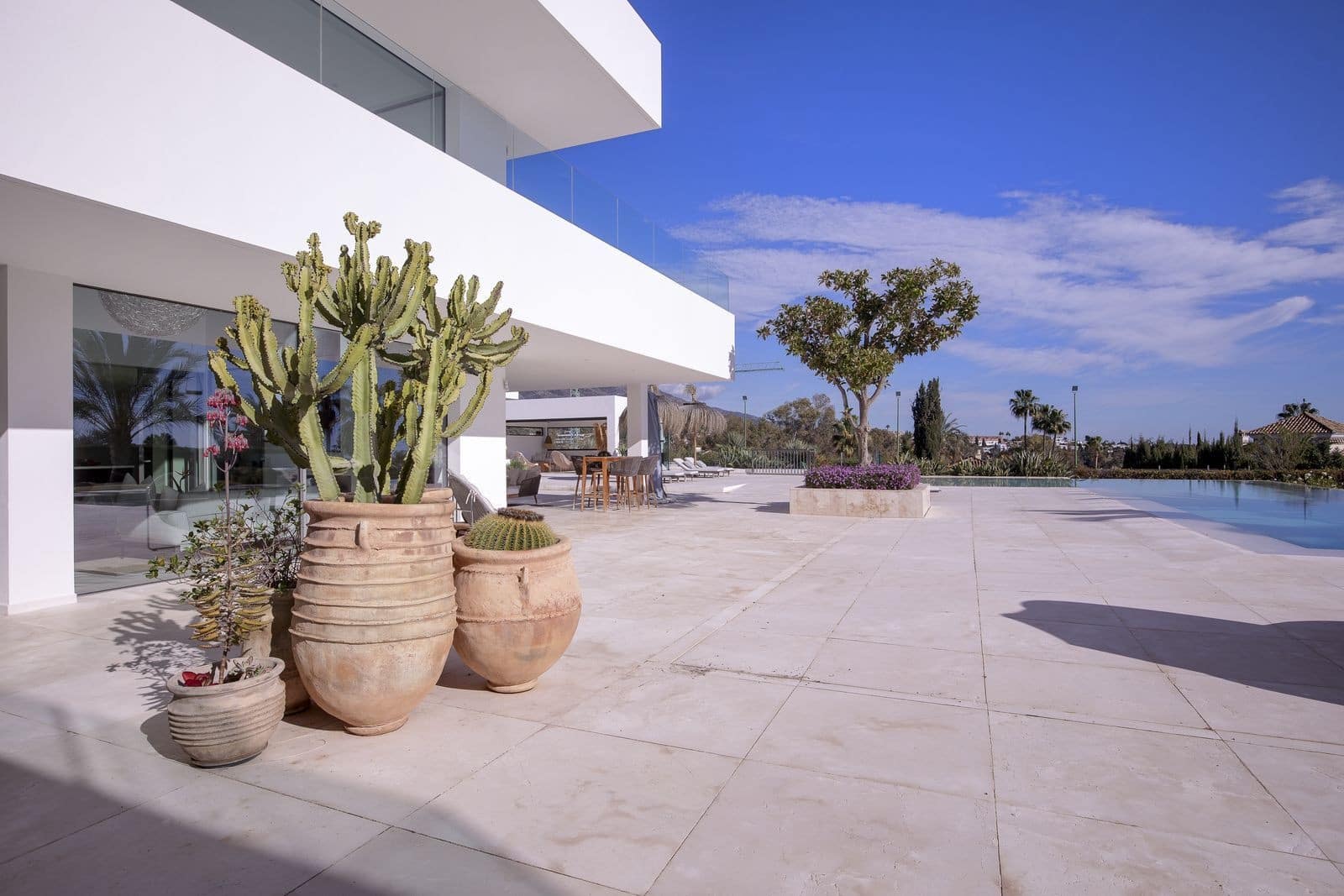 7 bedroom Villa for sale in Nueva Andalucia with pool garage - € 8,900,000 (Ref: 8037906)