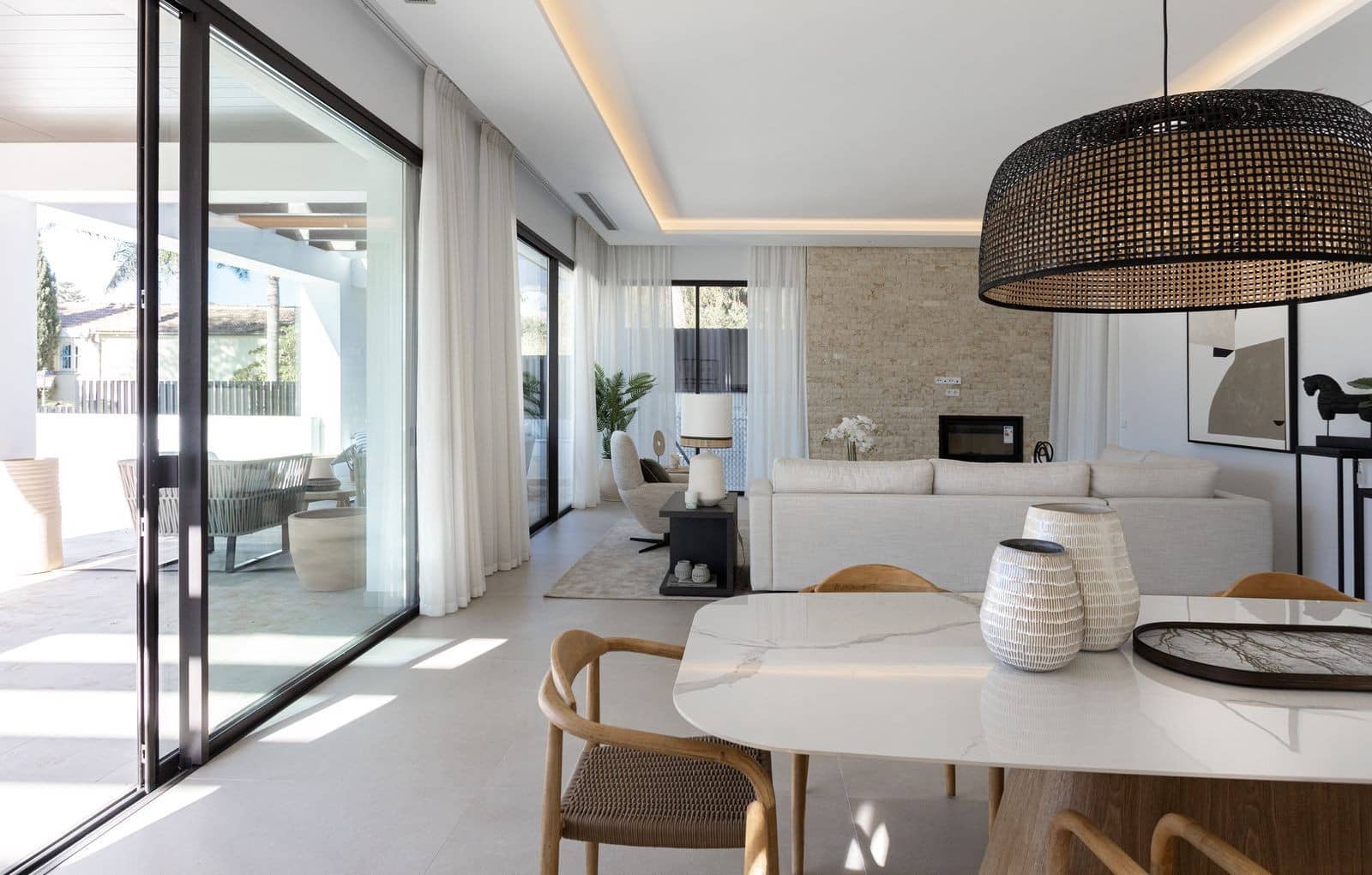 4 bedroom Villa for sale in Marbella with pool garage - € 4,500,000 (Ref: 8037911)