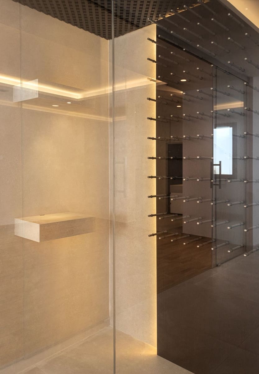 4 bedroom Villa for sale in Marbella with pool garage - € 4,500,000 (Ref: 8037911)