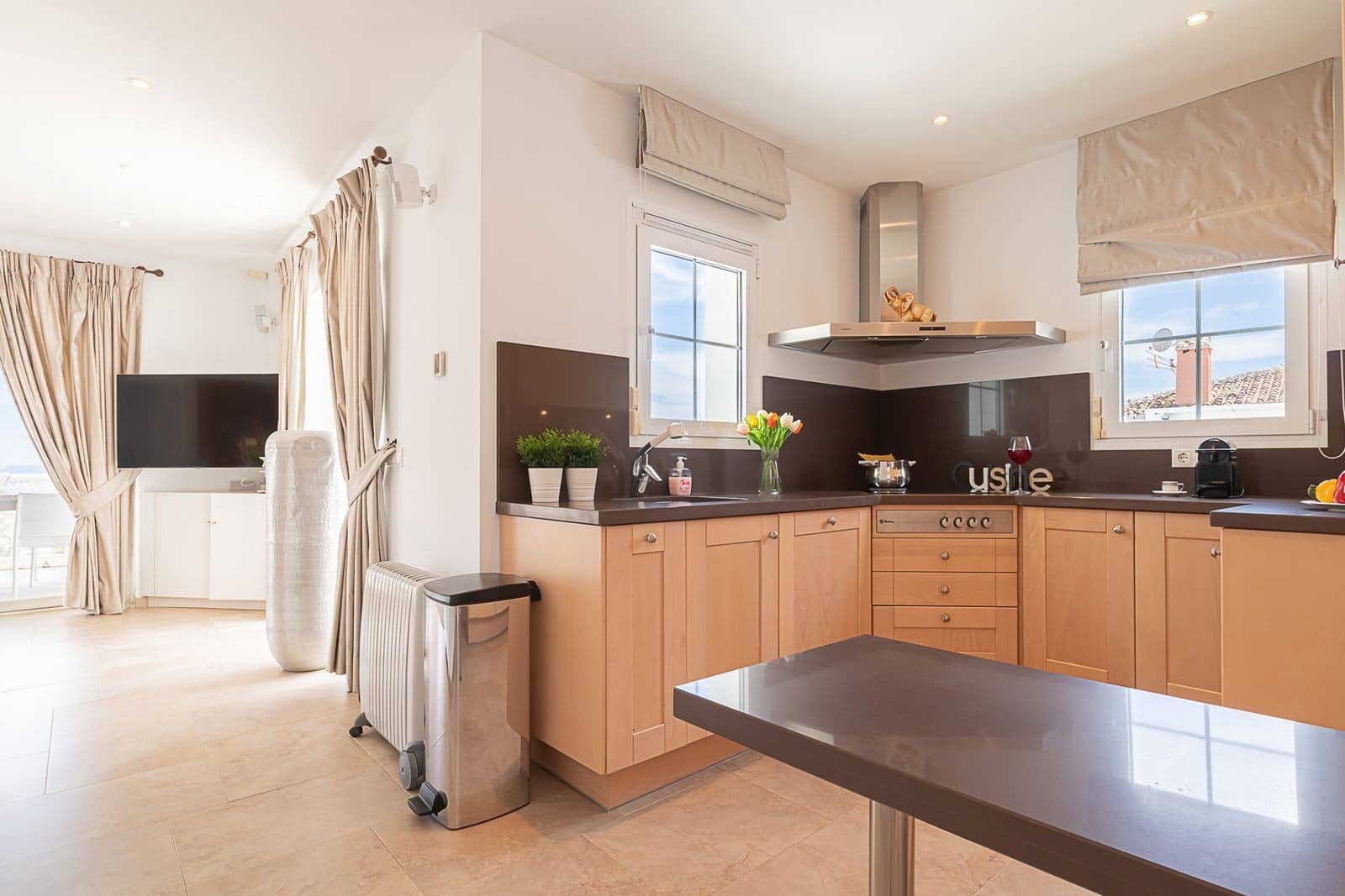 6 soveværelse Villa til salg i Torrenueva med swimmingpool garage - € 1.275.000 (Ref: 8039799)