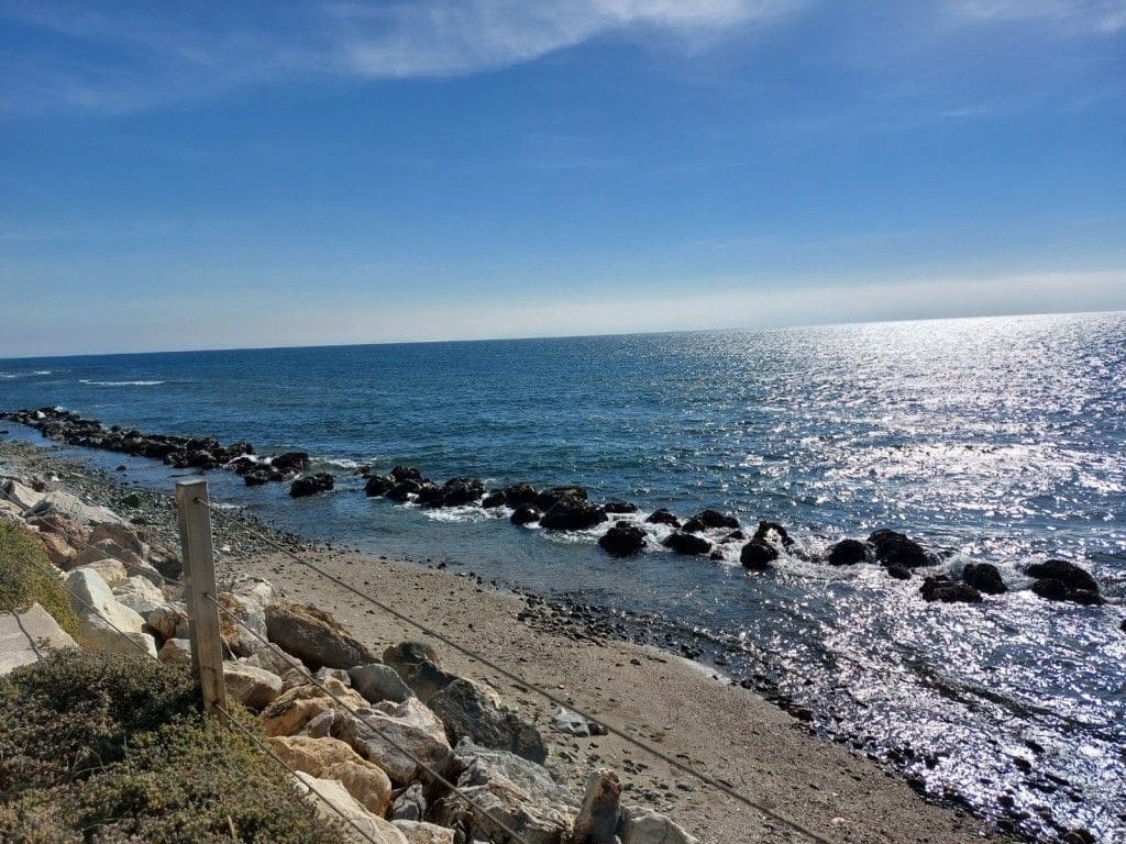 3 bedroom Villa for sale in Marbella with pool garage - € 2,500,000 (Ref: 8050867)