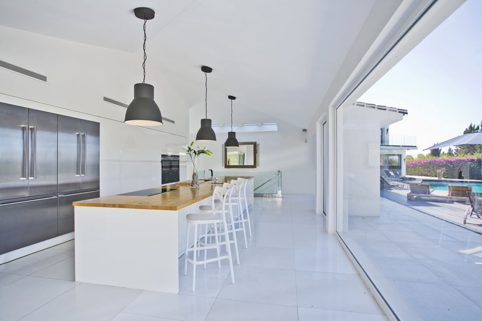 7 bedroom Villa for sale in Marbella with pool garage - € 3,750,000 (Ref: 8050871)