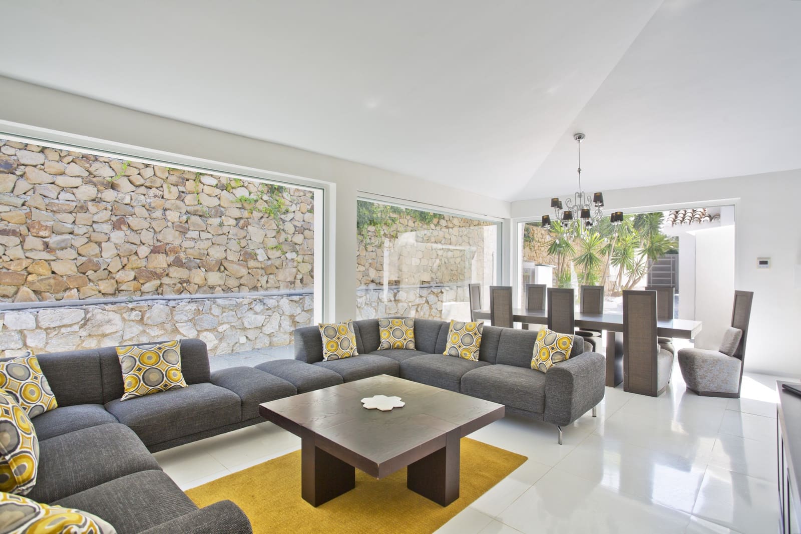 7 bedroom Villa for sale in Marbella with pool garage - € 3,750,000 (Ref: 8050871)