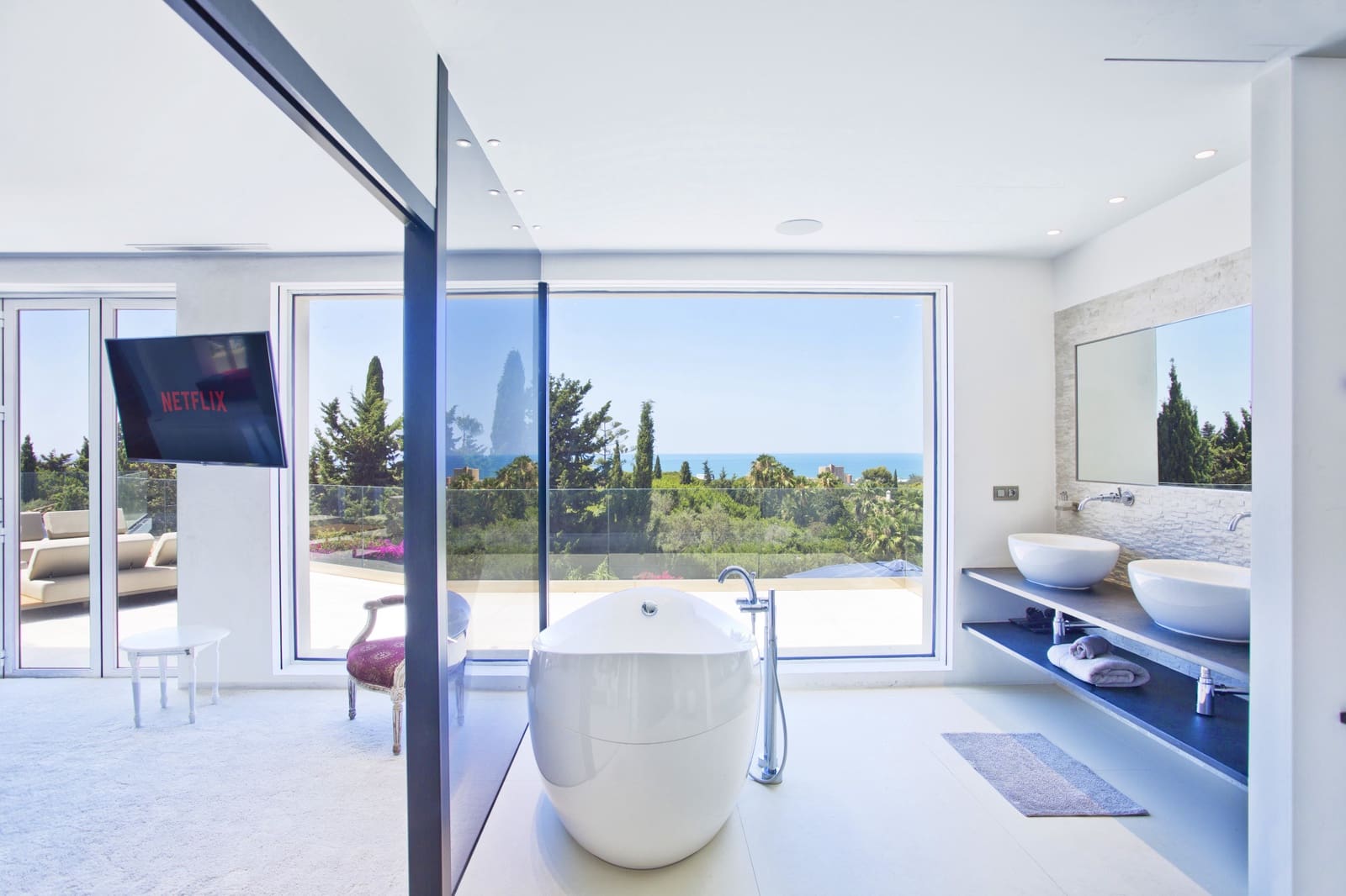 7 bedroom Villa for sale in Marbella with pool garage - € 3,750,000 (Ref: 8050871)