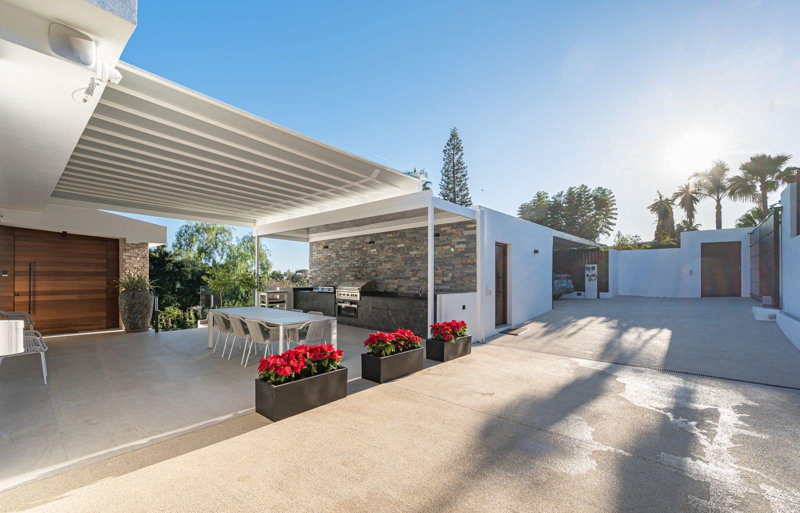 5 sovrum Villa till salu i Marbella med pool garage - 2 590 000 € (Ref: 8053266)