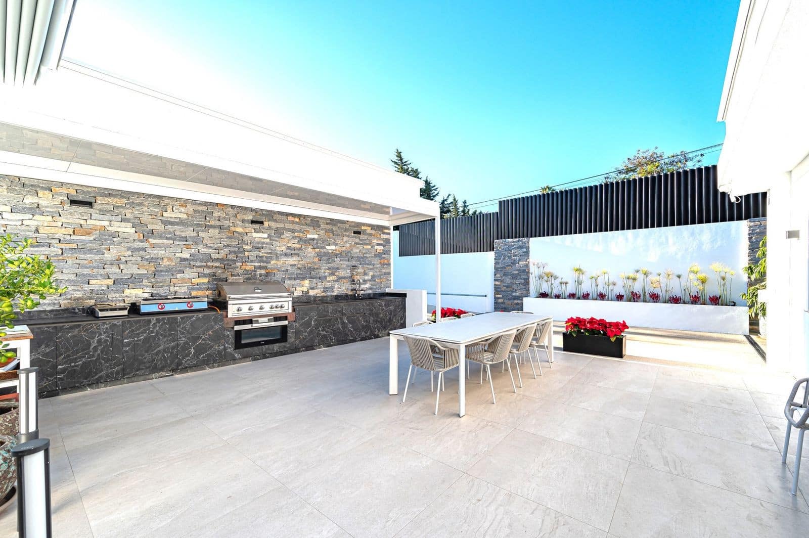 5 sovrum Villa till salu i Marbella med pool garage - 2 590 000 € (Ref: 8053266)