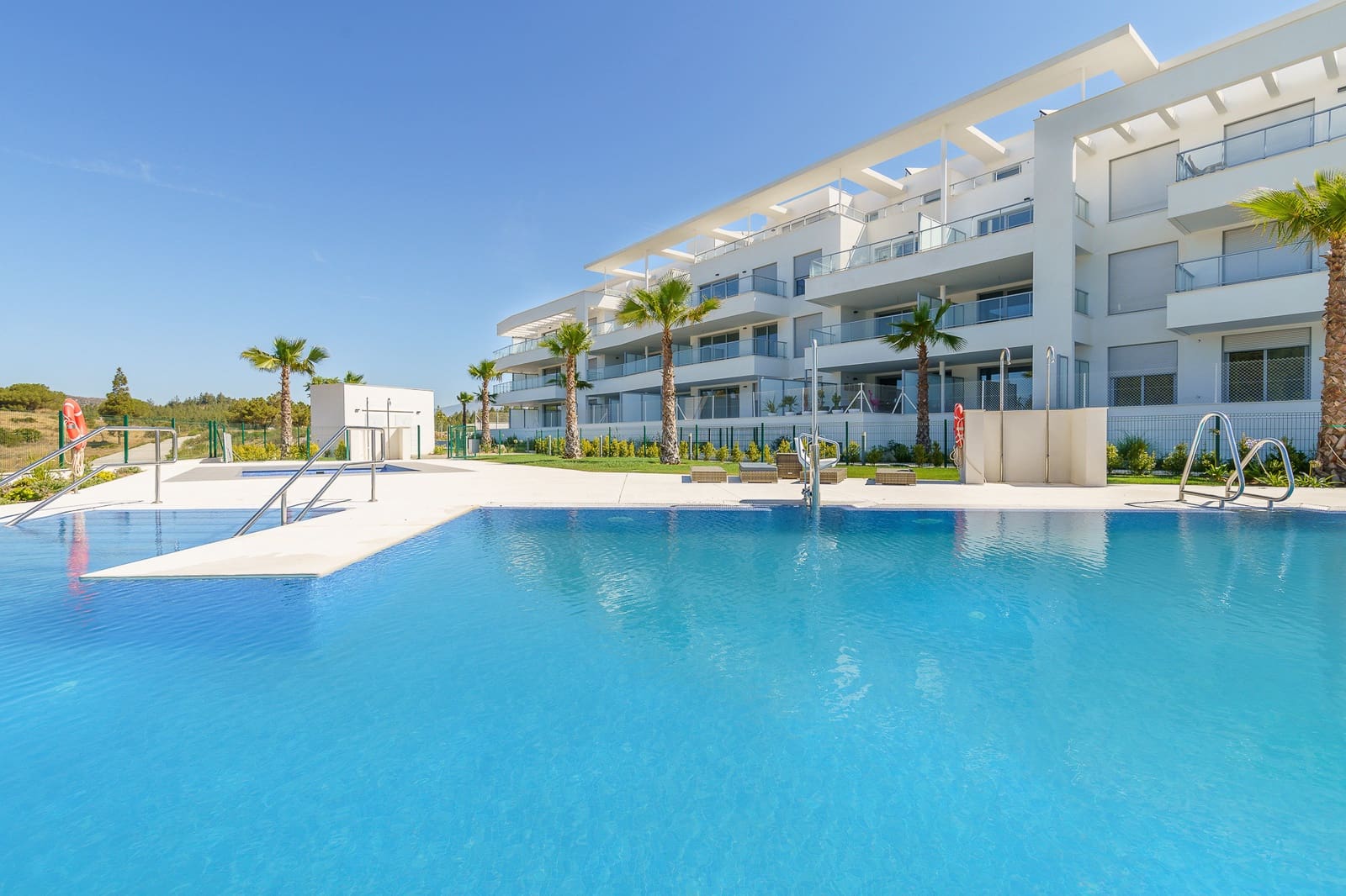 4 bedroom Penthouse for sale in Mijas Costa with pool garage - € 800,000 (Ref: 8054760)