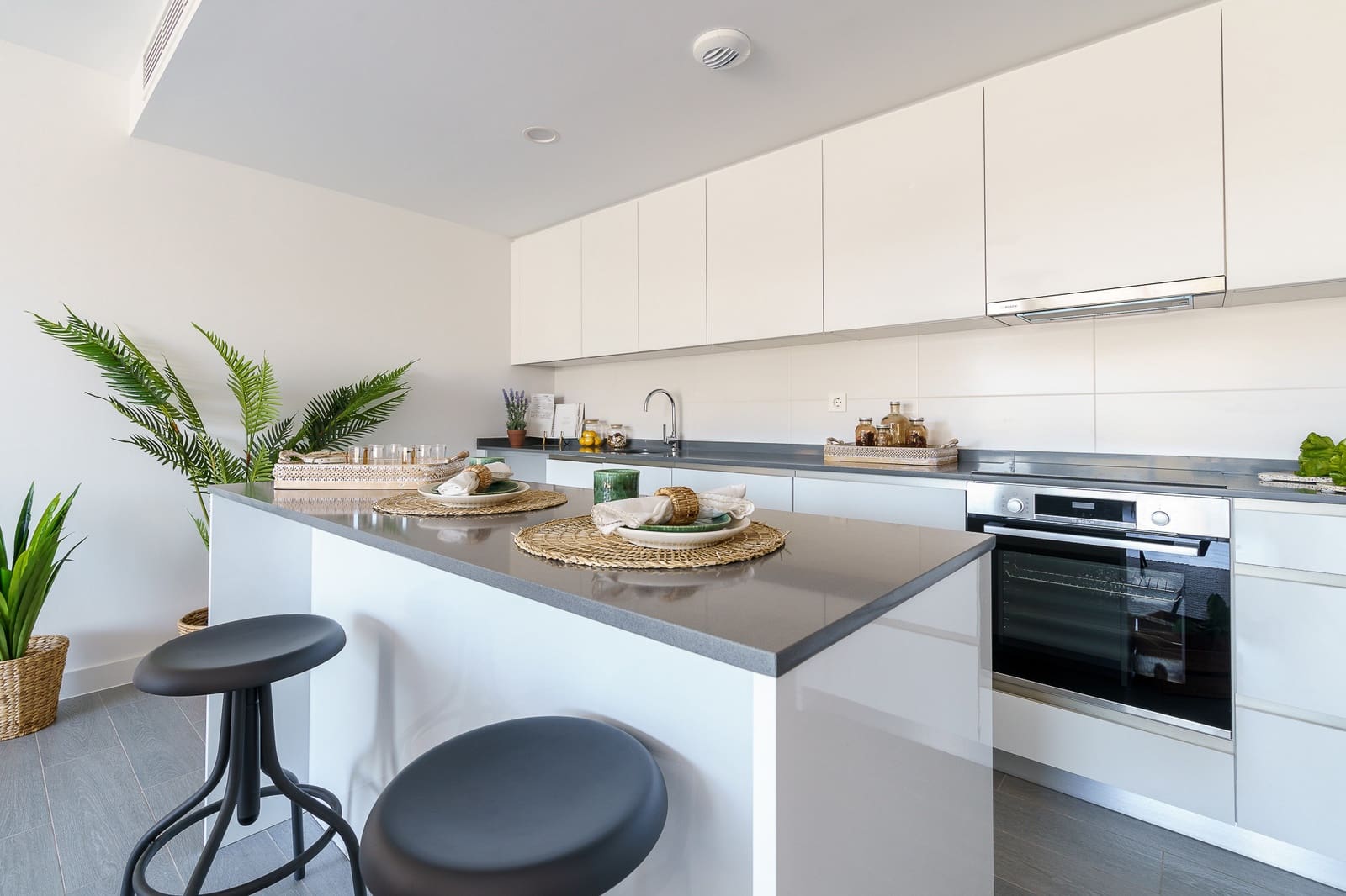 4 bedroom Penthouse for sale in Mijas Costa with pool garage - € 800,000 (Ref: 8054760)